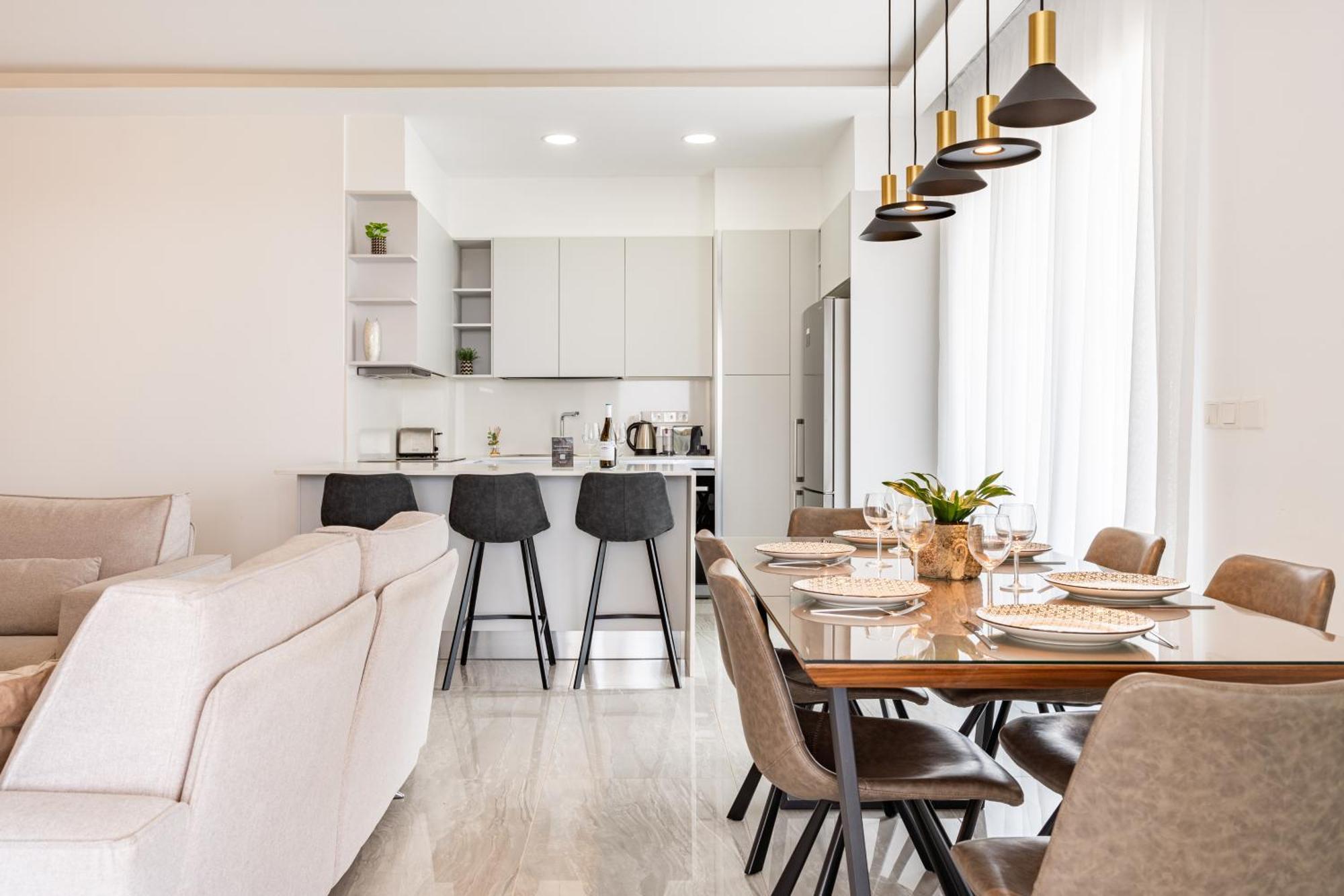 Yamas Urban Living Zakaki Pool Penthouses & Apartments Limasol Dış mekan fotoğraf