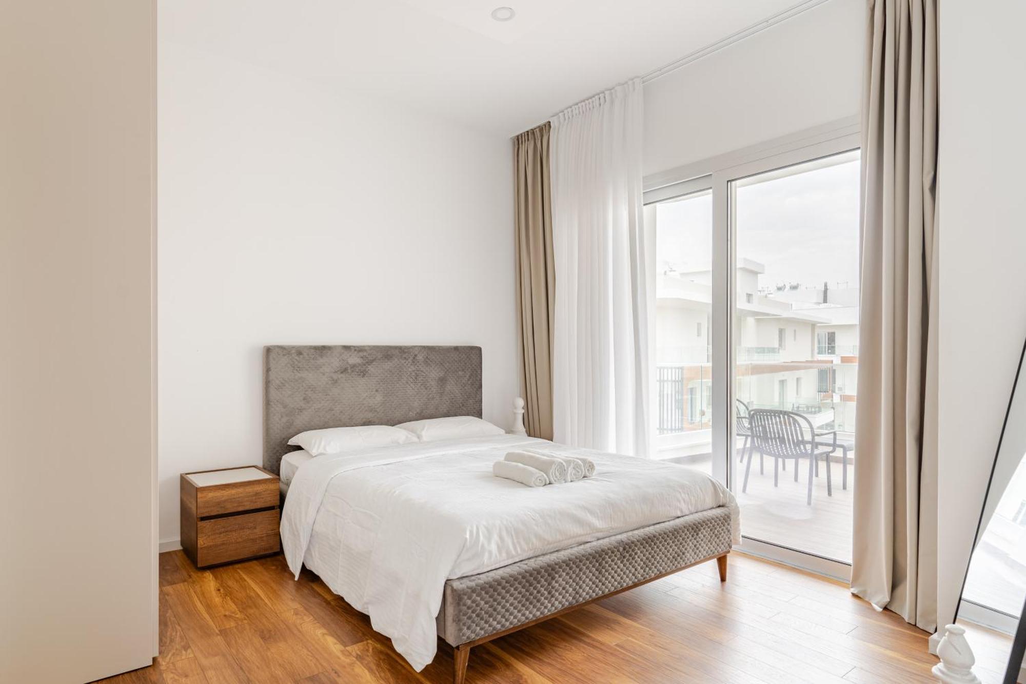 Yamas Urban Living Zakaki Pool Penthouses & Apartments Limasol Dış mekan fotoğraf